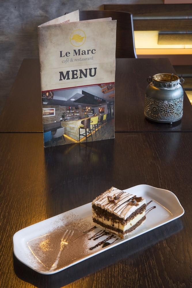 Le Marc Guest House بودفا المظهر الخارجي الصورة
