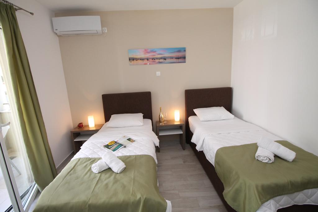Le Marc Guest House بودفا المظهر الخارجي الصورة