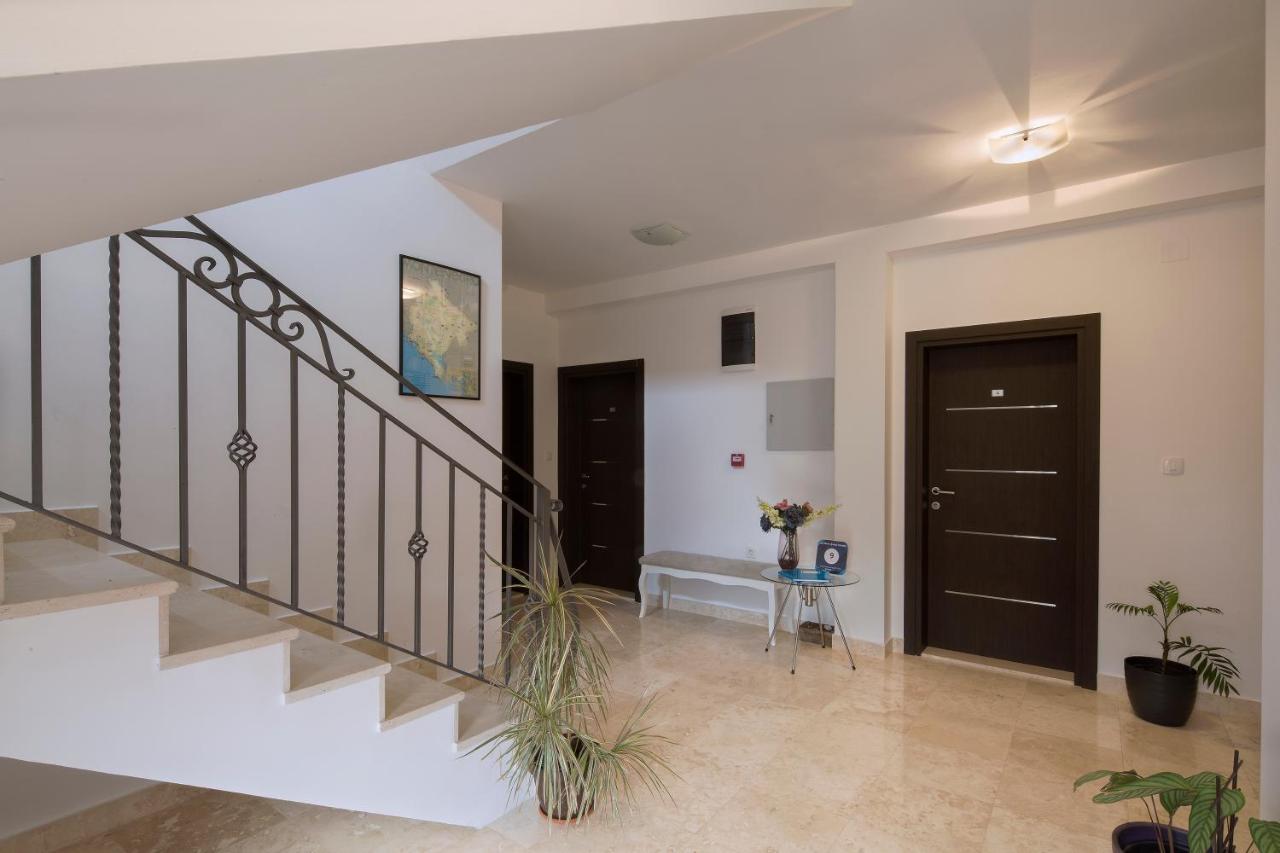 Le Marc Guest House بودفا المظهر الخارجي الصورة