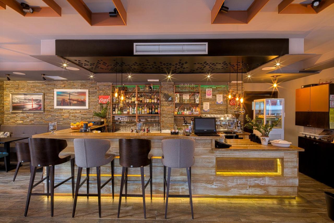 Le Marc Guest House بودفا المظهر الخارجي الصورة