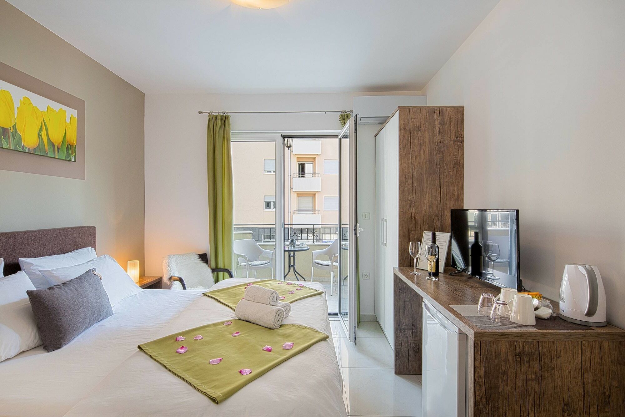 Le Marc Guest House بودفا المظهر الخارجي الصورة